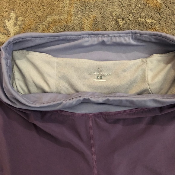 Moving Comfort running shorts, size small - Picture 3 of 3